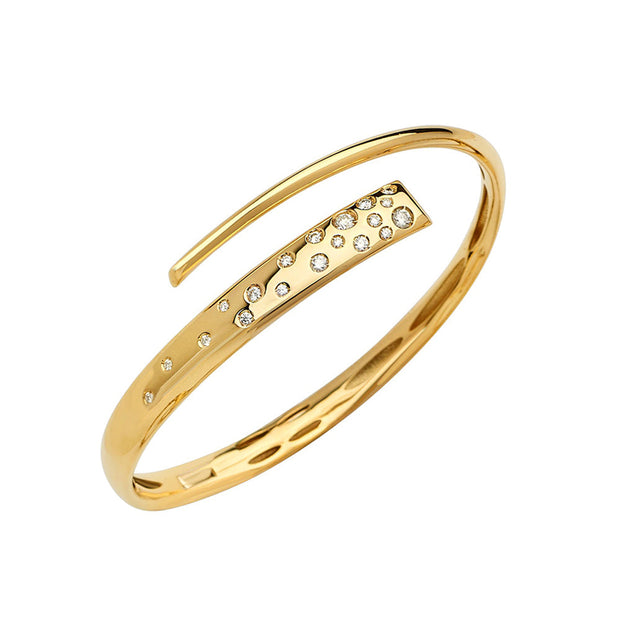 18k Yellow Gold Diamond Hinged Bangle