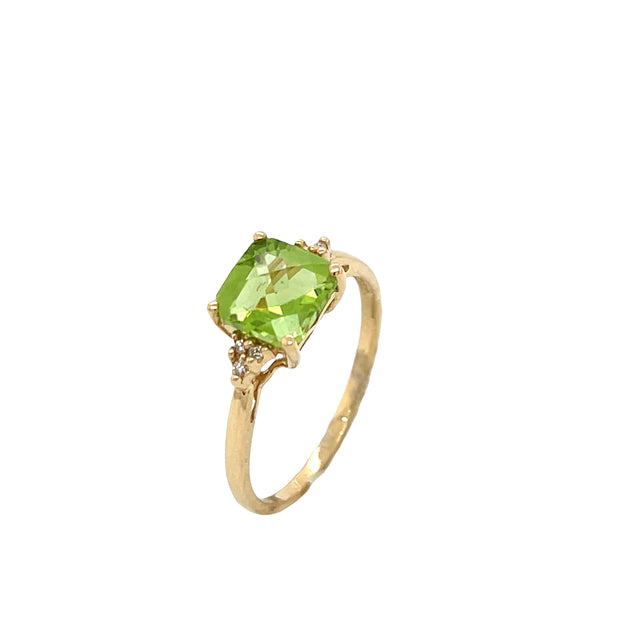 10KY Peridot and Diamond Ring